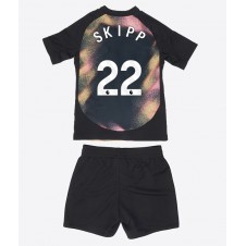 Leicester City Oliver Skipp #22 Bortaställ Barn 2024-25 Korta ärmar (+ Korta byxor)